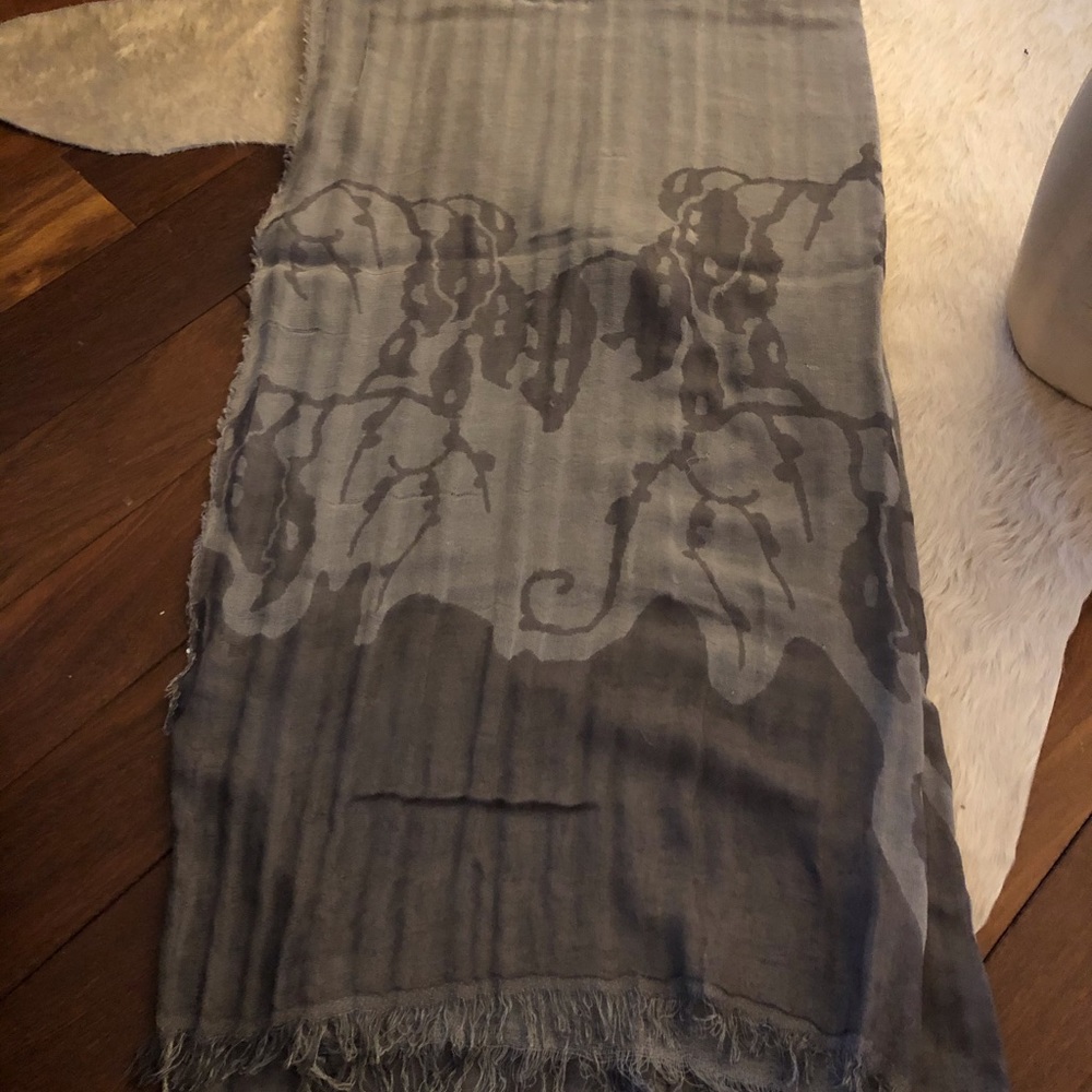 Wrap Scarf - Picture 5 of 6